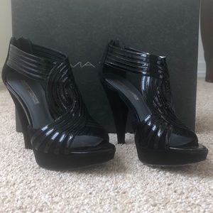 Black Platform Via Spiga Heels (6.5)